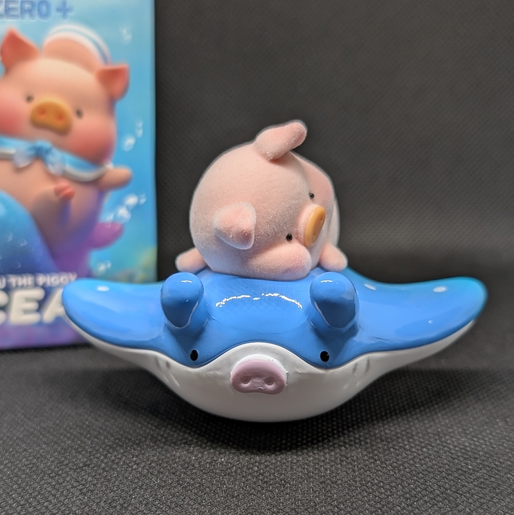 Lulu The Piggy Ocean Stingray - Picture 3 of 6